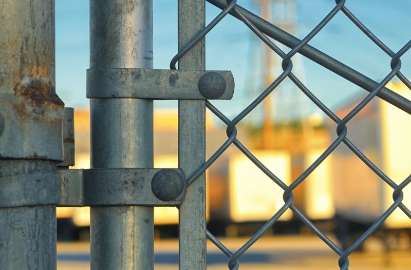 Chain Link Fence Repair detail